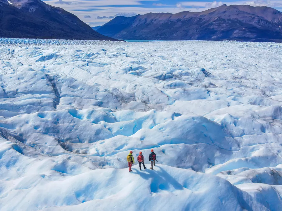 Formaciones del glaciar vistas desde el hielo